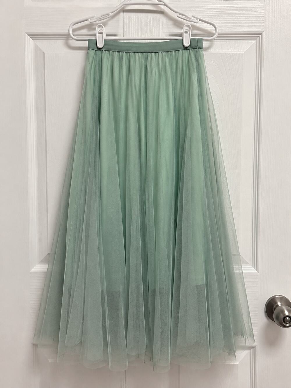 Chicwish Sage Green Tulle Midi Skirt S/M Layered Fairycore Wedding Party
